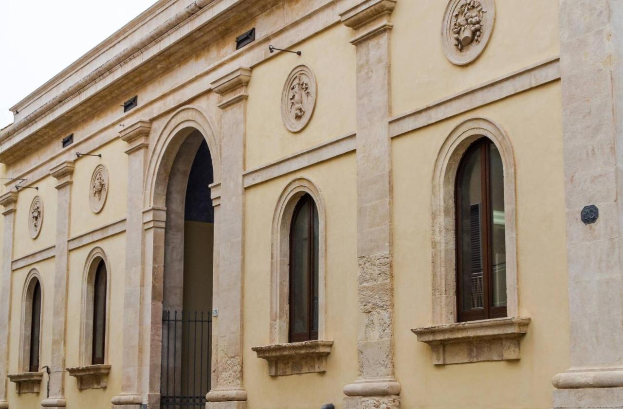 Garibaldi Maison De Charme Авола Екстериор снимка